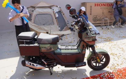 Giá ngang xe ga cao cấp, Honda Square X125 có gì để thu hút khách Việt?